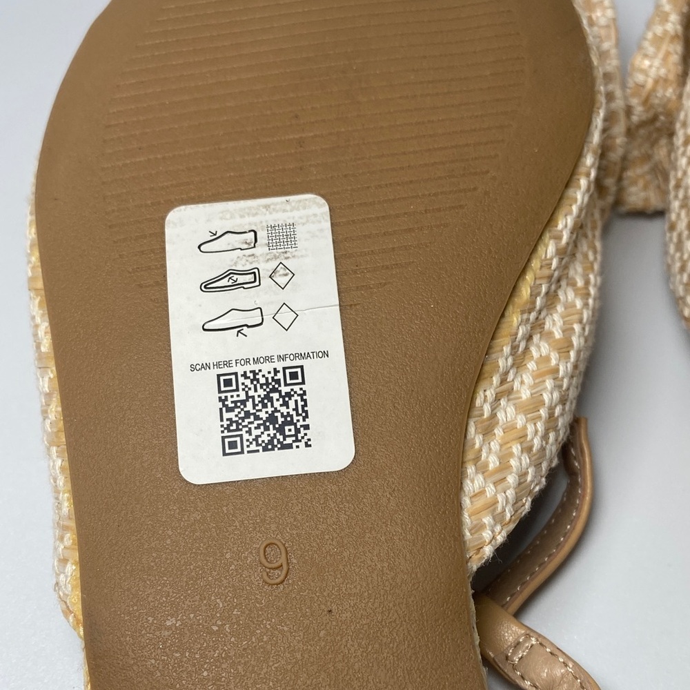 ASOS Beige and Tan Bow Flats - Picture 5 of 7